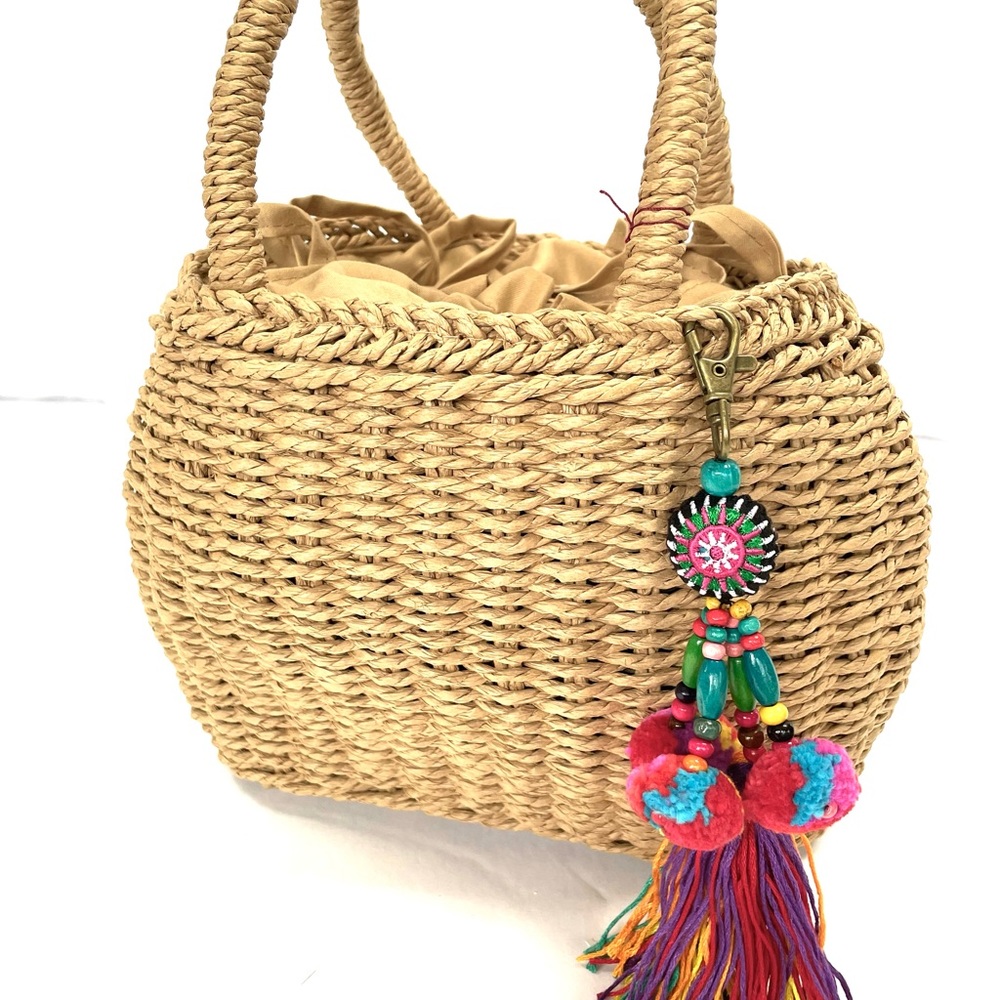 Fun Summer Straw Purse.